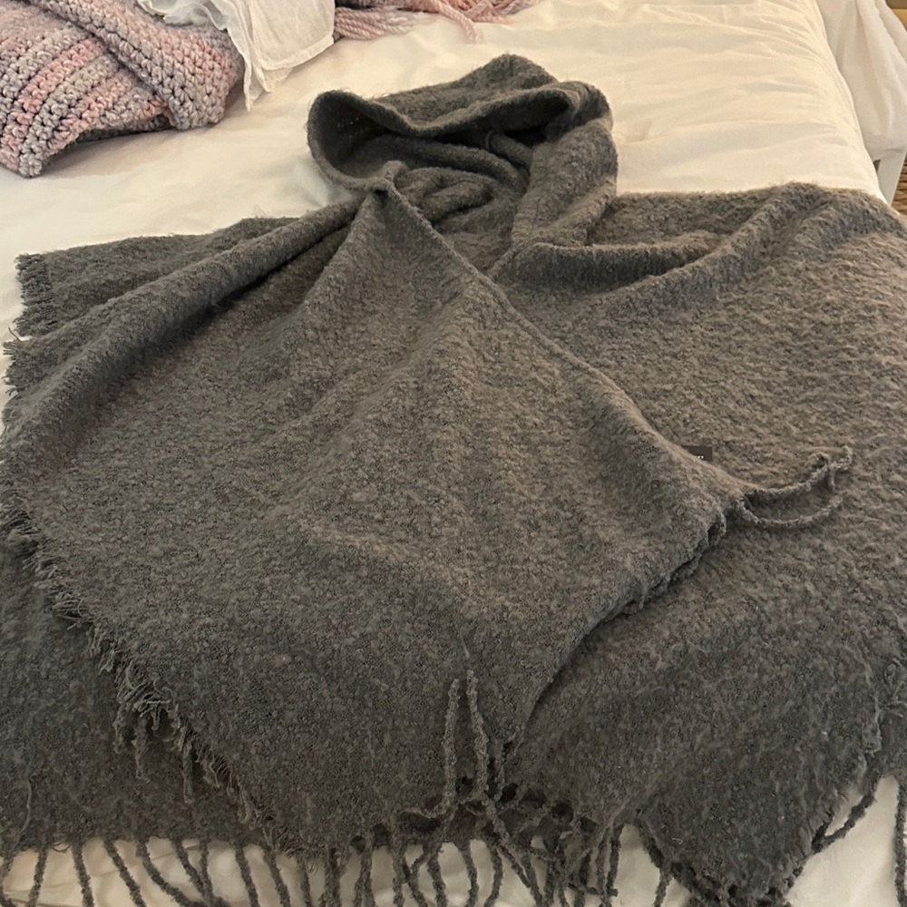 Melrose Market Cozy Gray Hooded Poncho